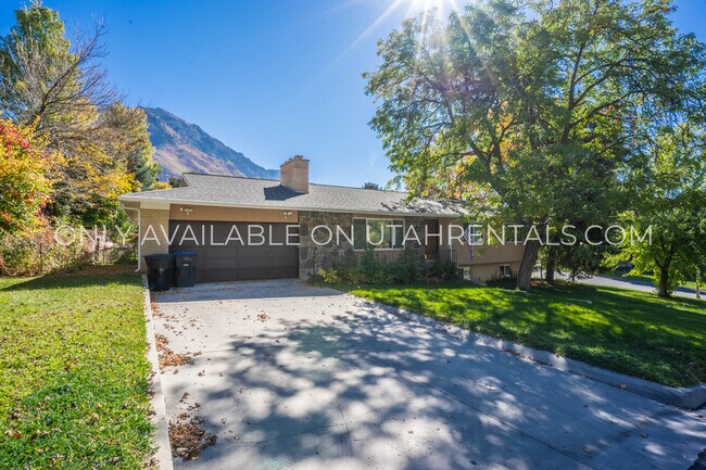 Foto del edificio - 2850 Indian Hills Dr