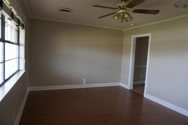 Building Photo - 4715 Coronado Ave