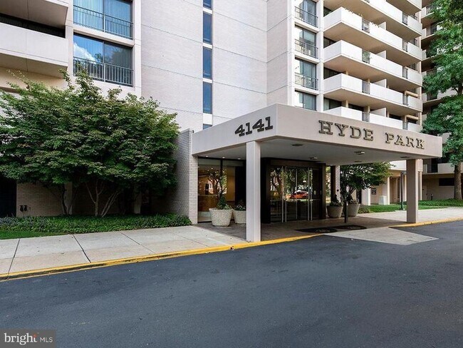 Foto del edificio - 4141 N Henderson Rd