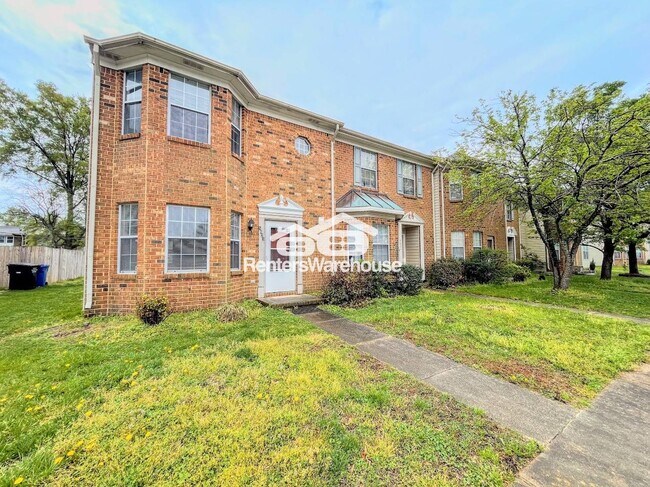 Foto del edificio - 5623 Rivermill Cir