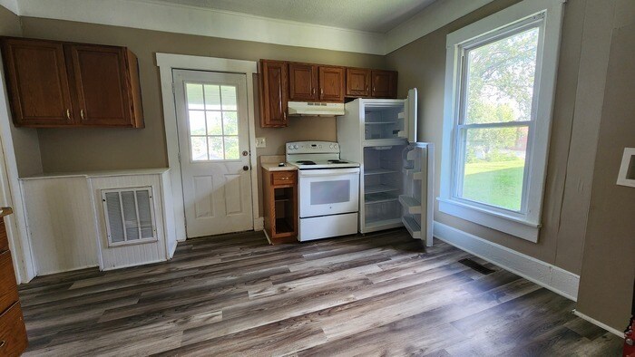 Foto principal - Updated Cottage for Lease