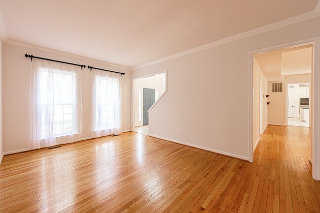 Foto del edificio - 47174 Chambliss Ct