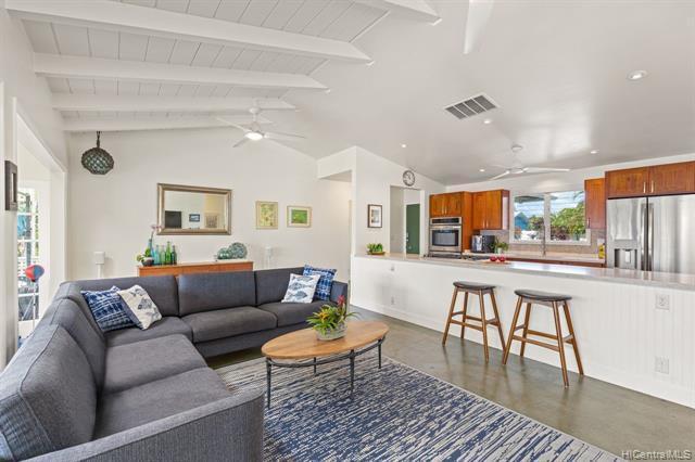 Building Photo - 451 Aulima Loop