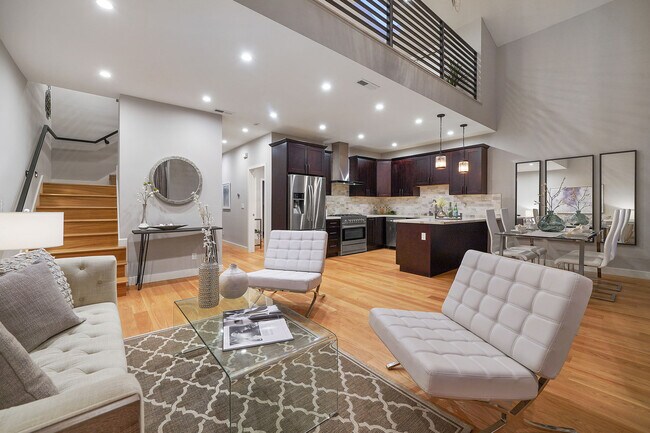 Foto del edificio - 1683 Newcomb Ave