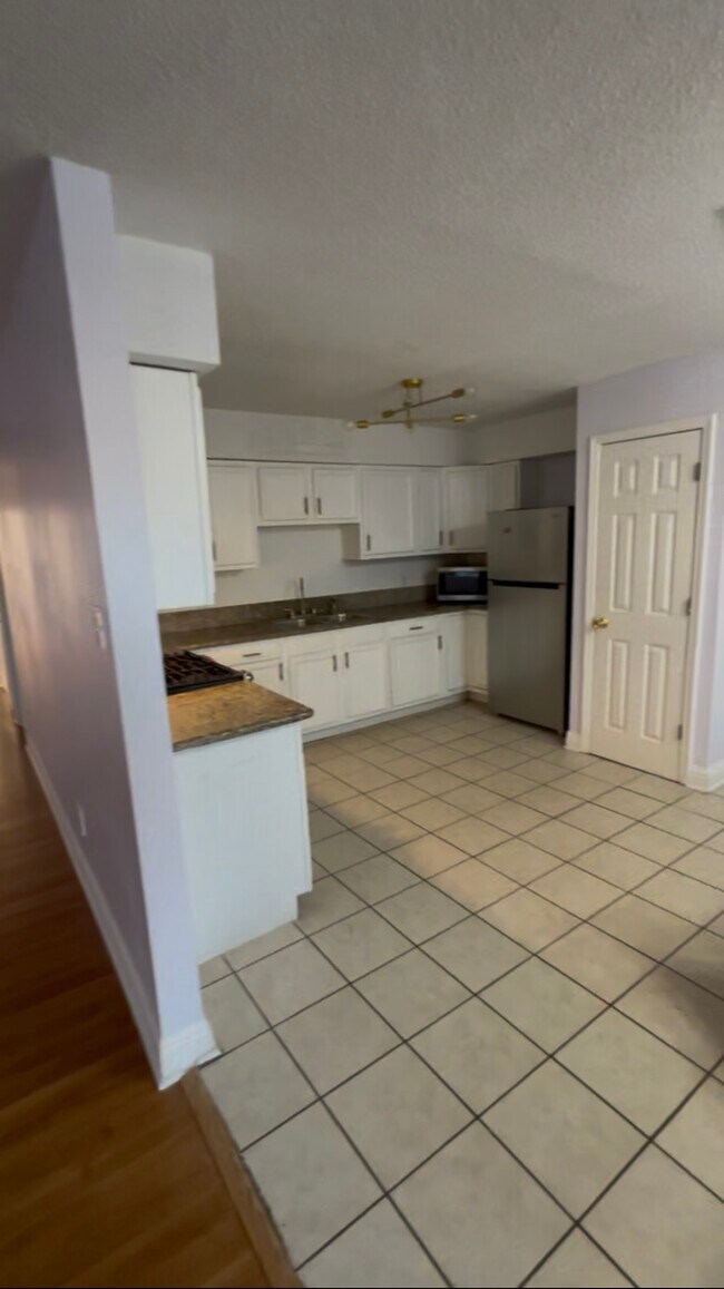 Cocina - 2238 New Orleans St