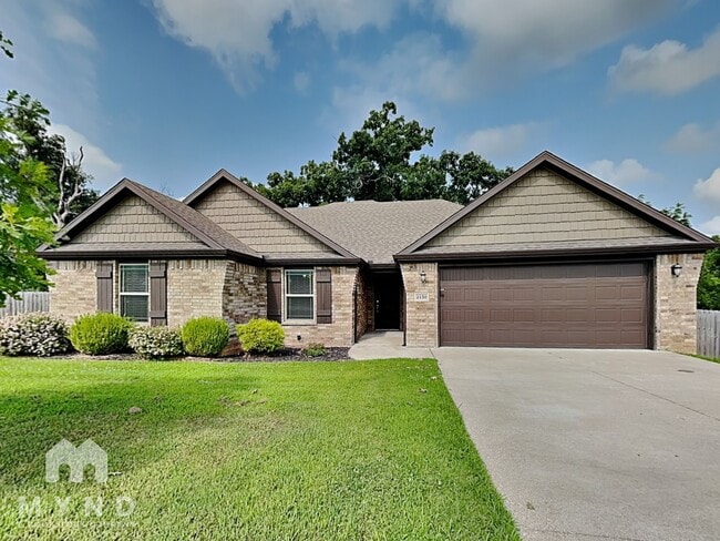 Building Photo - 2150 Hunter Dr