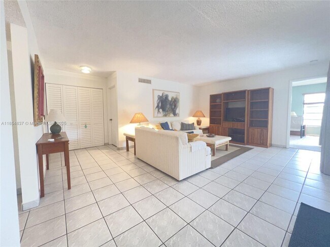 Foto del edificio - 9255 SW 125th Ave