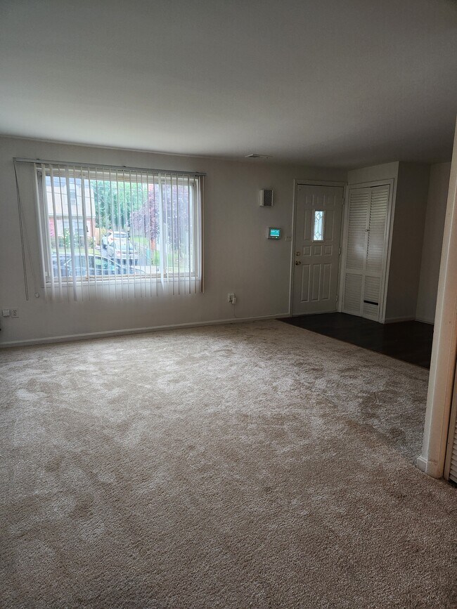 Foto del edificio - 7714 Greymont St
