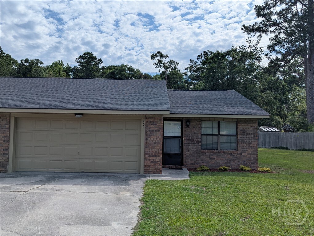 Foto principal - 502 Greenbay Ave