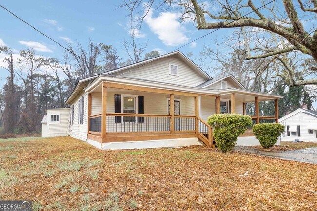 Foto del edificio - 2141 Fairburn Rd SW