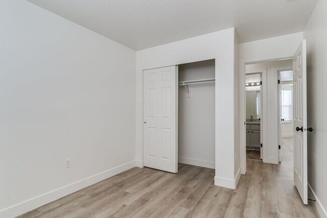 Foto del edificio - Beautiful Single Family Home for Rent in L...