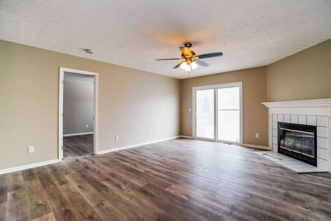 Building Photo - 3420 Quinlan Blvd