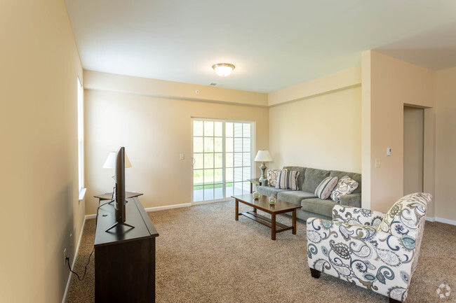 Living Room - Fairlawn Hills