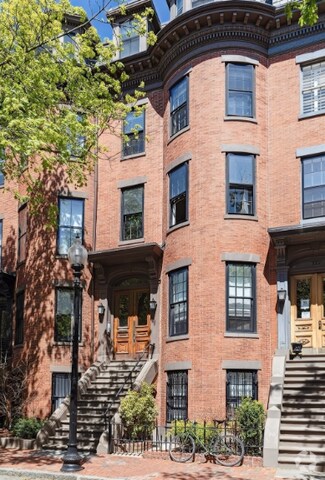 Building Photo - 121 Pembroke St