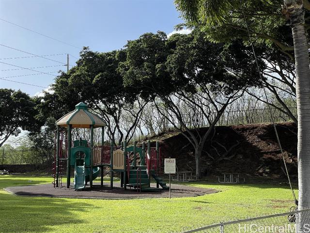 Building Photo - 1060 Kamehameha Hwy