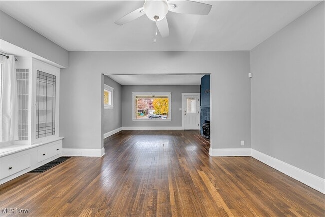 Building Photo - 9711 Clifton Blvd