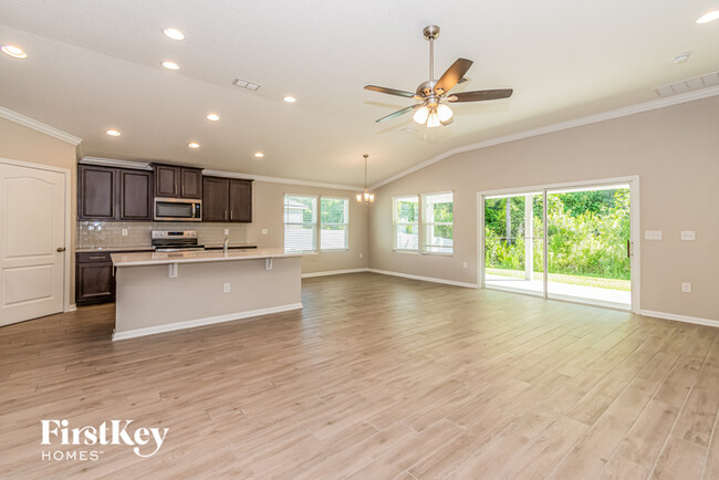 Building Photo - 11497 Red Koi Dr