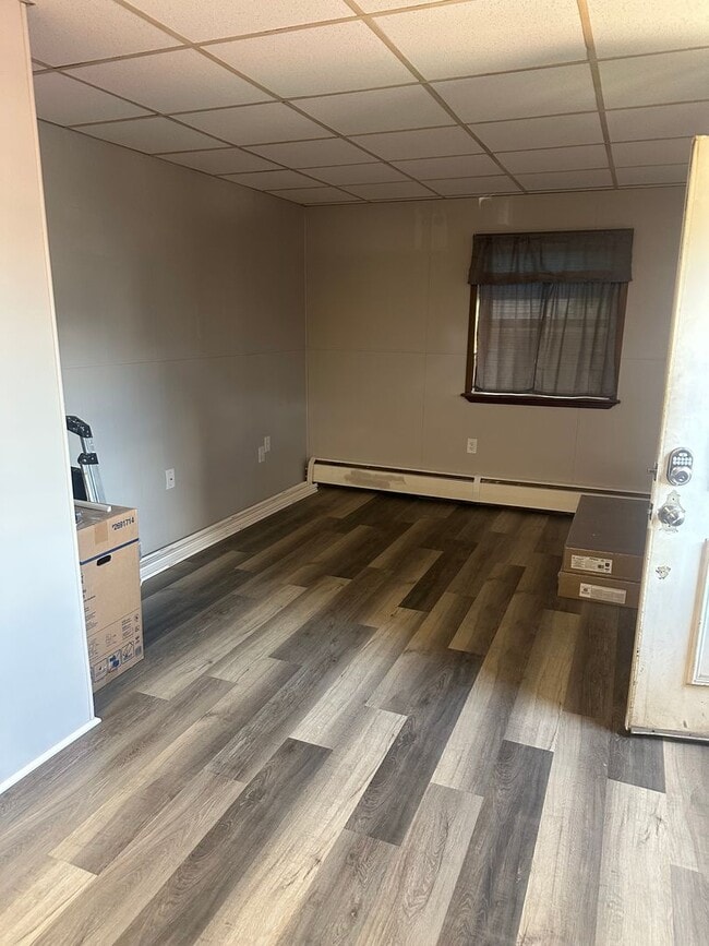 Building Photo - Lebanon 1st floor 1 bedroom-section 8 cons...