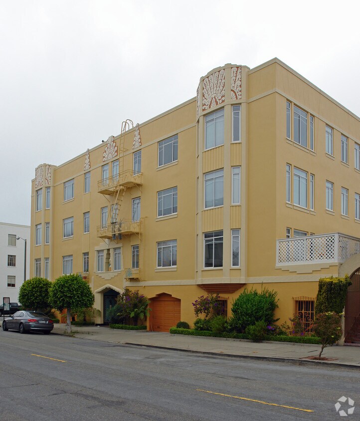 Building Photo - 1580 Beach St