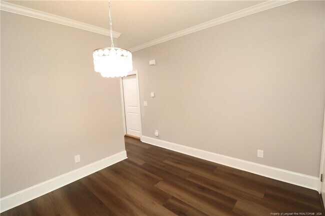 Foto del edificio - 2824 Plumfield Pl