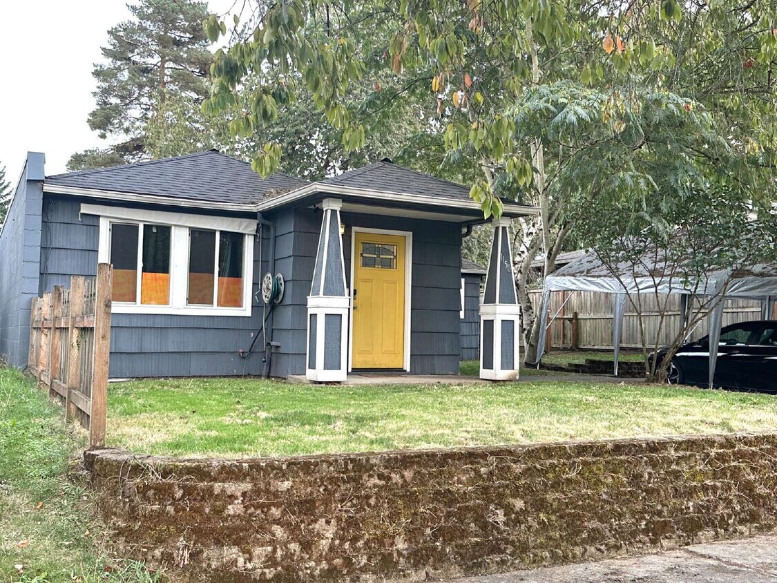 Foto principal - '60s Bungalow, Near Park, Easy Freeway Access