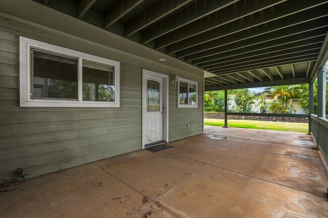 Building Photo - 84 Honuea Pl