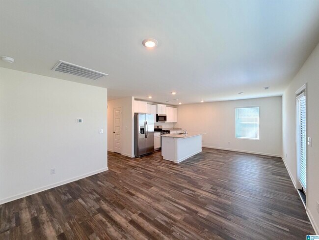 Foto del edificio - 2025 Ogletree Pl