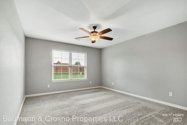 Building Photo - 4 br, 2 bath House - 1925 Price