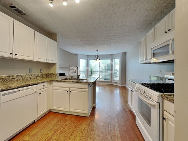 Building Photo - 3731 Avensong Village Cir