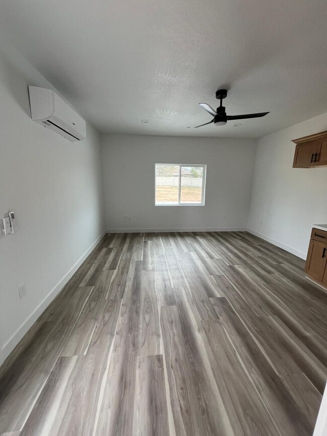 Foto del edificio - 13133 Olathe Rd