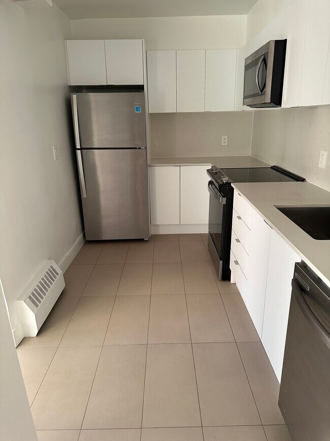 Photo du bâtiment - 457 Marlee Ave