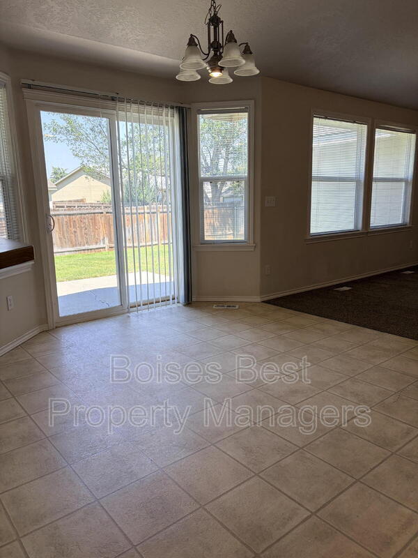 Foto del edificio - 1276 W Brown Trout Dr