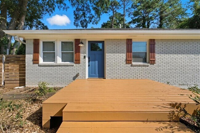 Foto del edificio - 1272 Lynwyn Ln SE