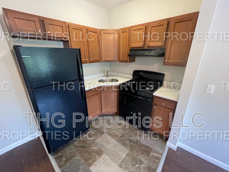 Foto principal - 641 Lincoln Ave