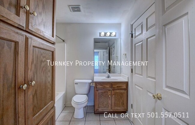 Building Photo - 5561 Springvale Rd