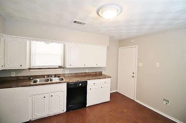 Foto del edificio - 938 W Pleasant Run Rd