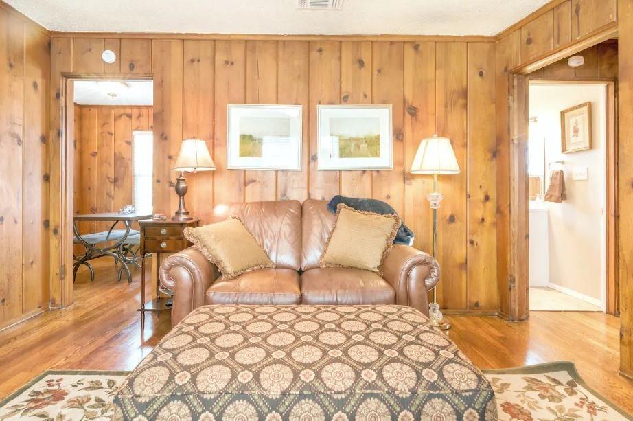 Foto principal - 4411 Bryce Ave
