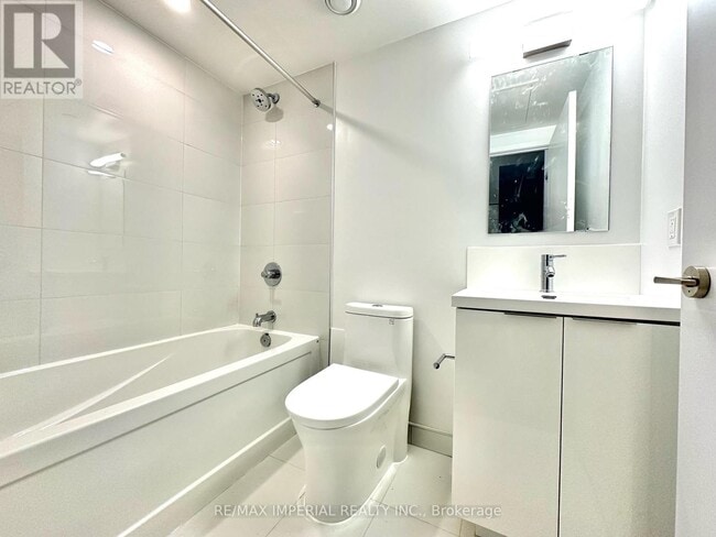 Building Photo - 121 St Patrick St