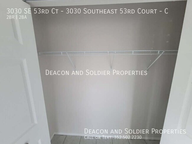 Foto del edificio - 3030 SE 53rd Ct