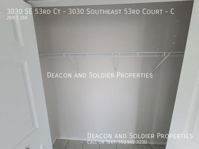 Building Photo - 3030 SE 53rd Ct