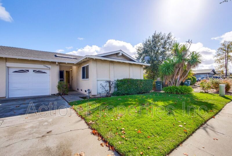 10404 Vista Dr Unit B, Cupertino, CA 95014 Condo for Rent in Cupertino, CA