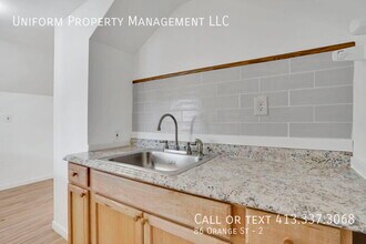 Building Photo - 86 Orange St