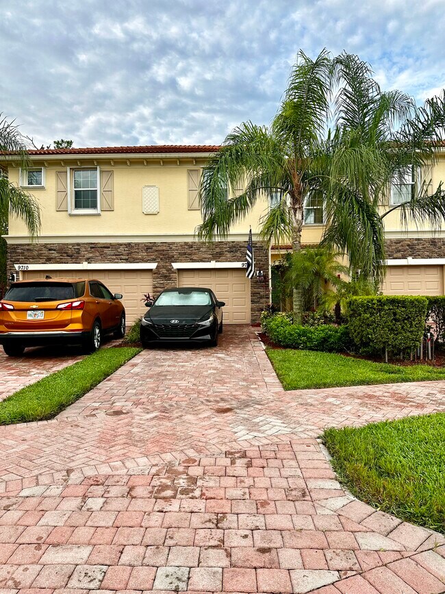 Foto del edificio - 9706 SW Purple Martin Way