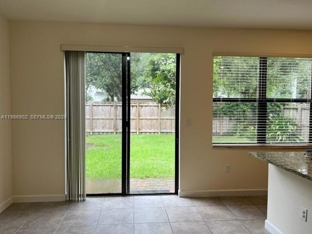 Building Photo - 144 NE 37th Terrace