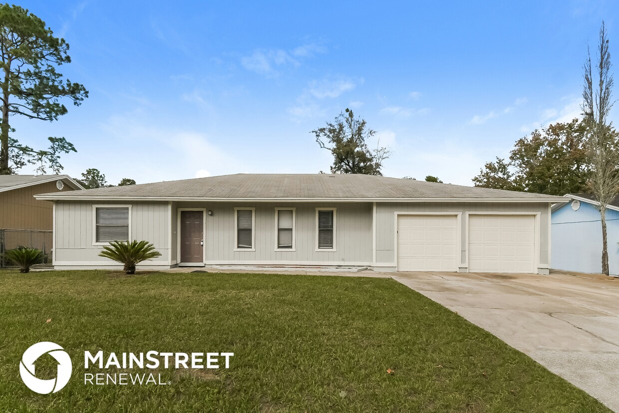 Foto principal - 2932 Olson Ln N