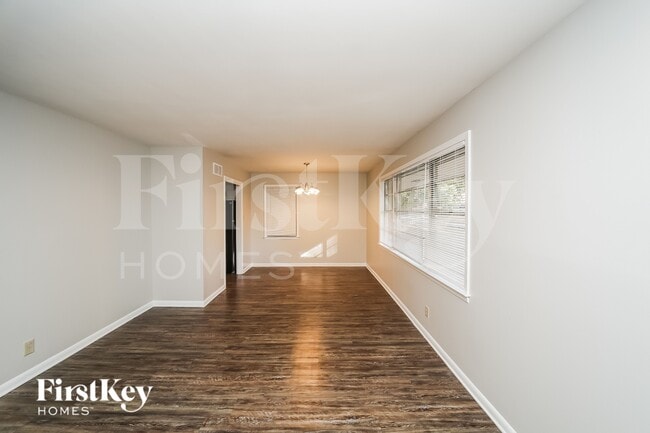 Building Photo - 1736 Borden Dr