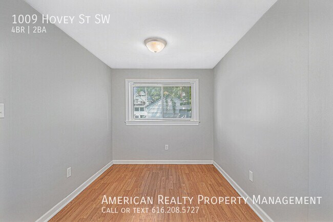 Foto del edificio - 1009 Hovey St SW