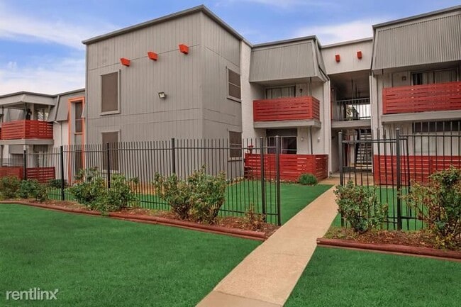 Building Photo - 2 br, 2 bath Apartment - 1910 S Josey Ln