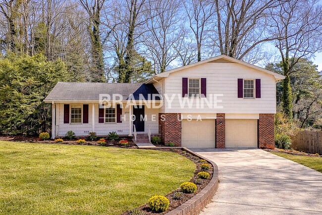 Foto del edificio - 2248 Emerald Springs Dr