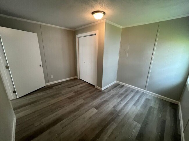Foto del edificio - 1812 E 13th St